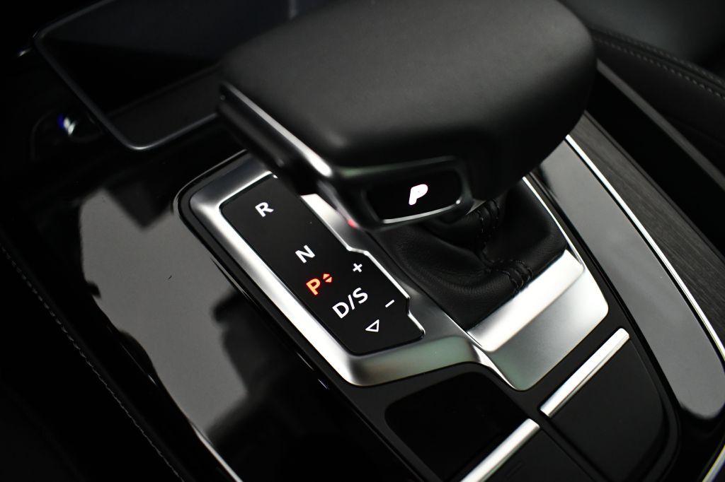2024 Audi Q5 Image 41