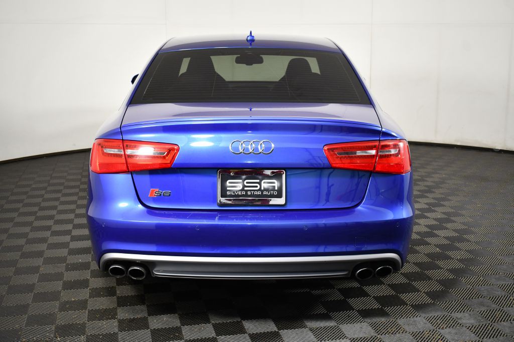 2015 Audi S6 Image 8