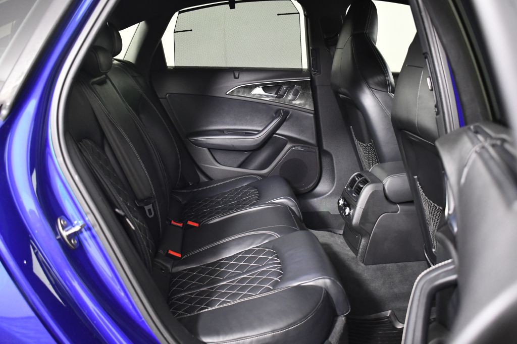 2015 Audi S6 Image 26