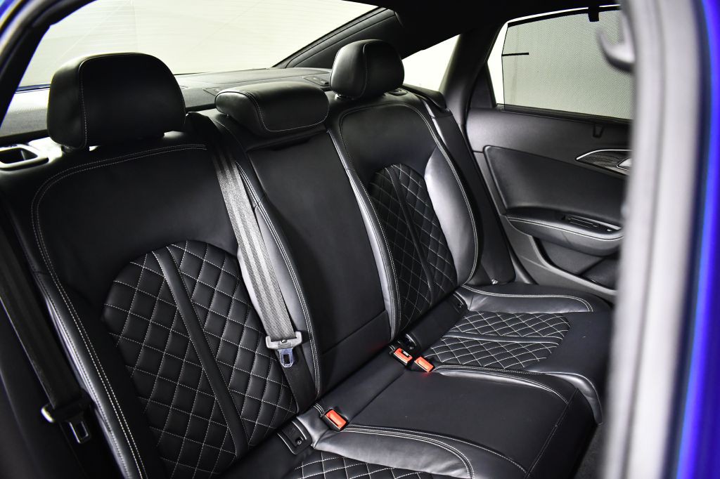 2015 Audi S6 Image 27