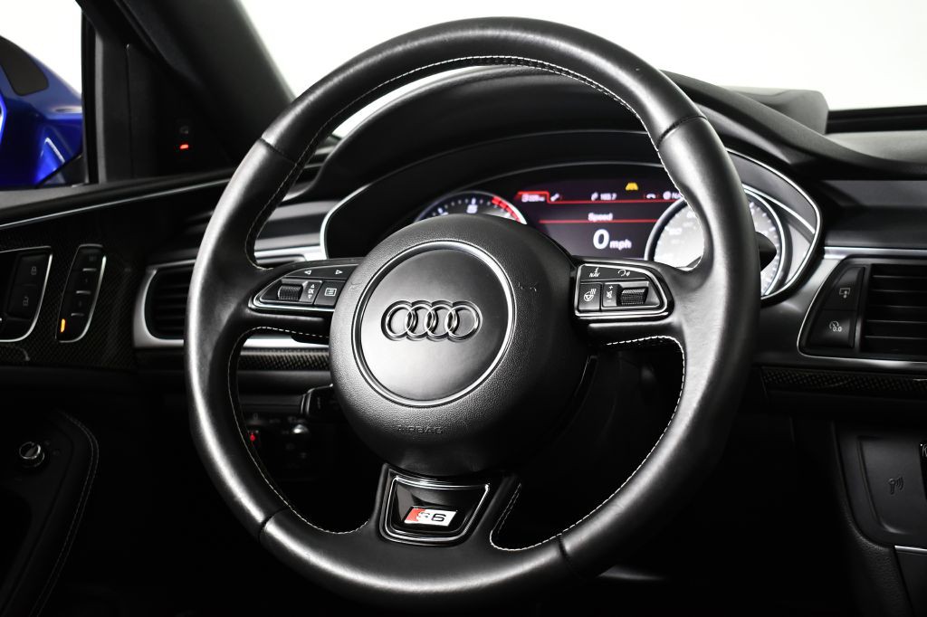 2015 Audi S6 Image 30