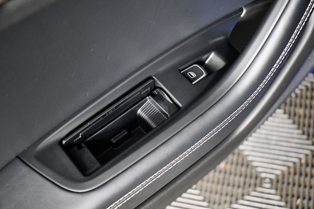 2015 Audi S6 Image 54