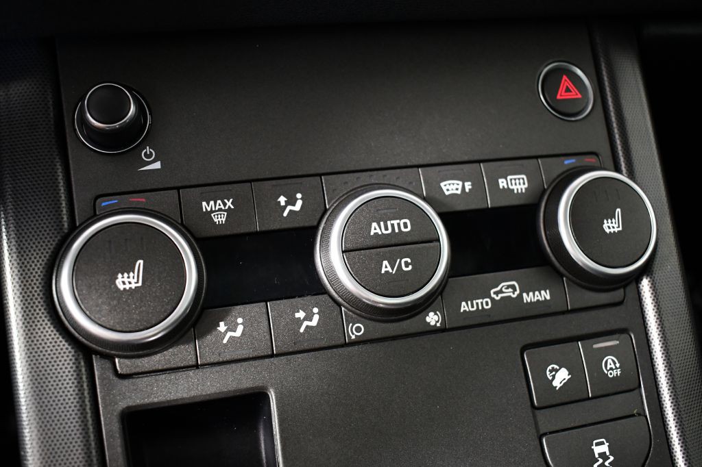 2019 Land Rover Range Rover Evoque Image 41