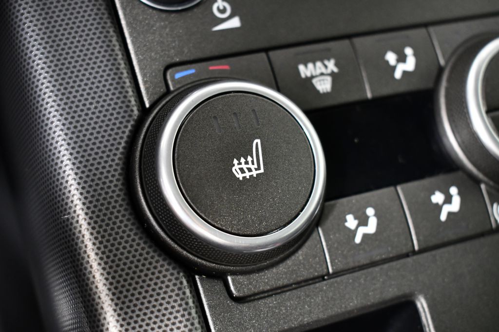 2019 Land Rover Range Rover Evoque Image 46