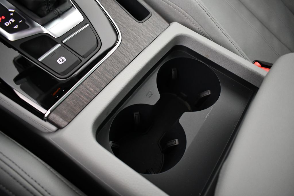 2024 Audi Q5 Image 39