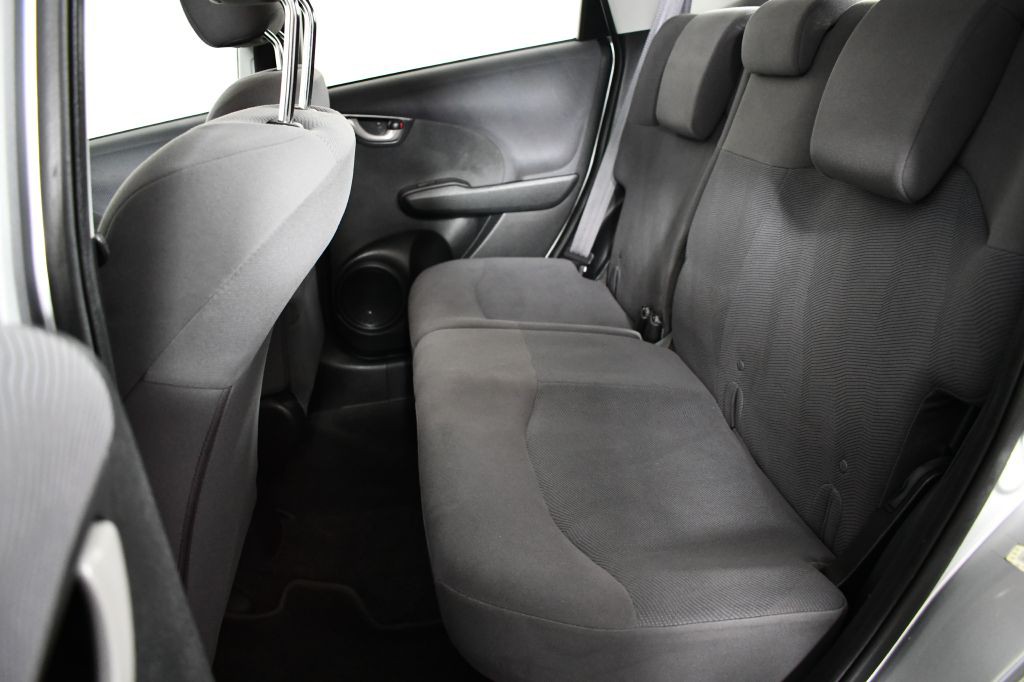 2011 Honda Fit Image 13