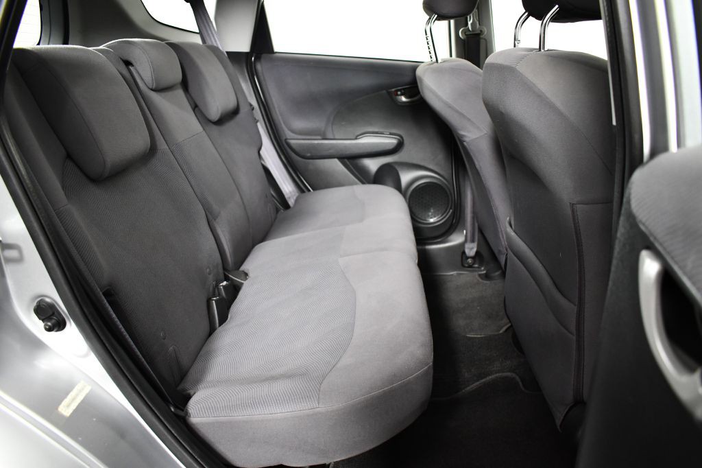 2011 Honda Fit Image 14