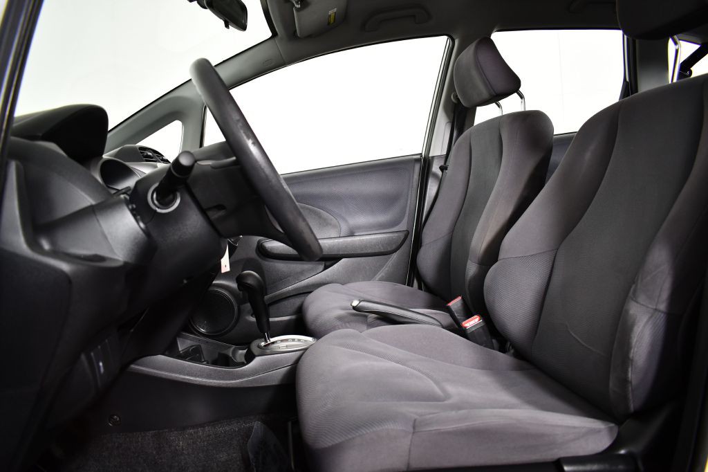 2011 Honda Fit Image 15
