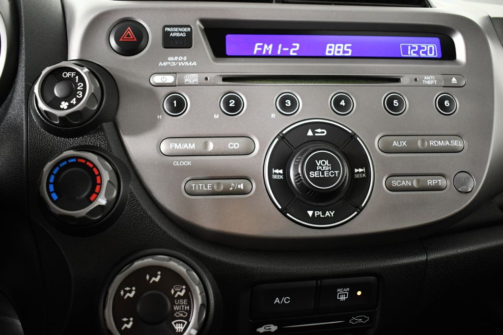 2011 Honda Fit Image 22