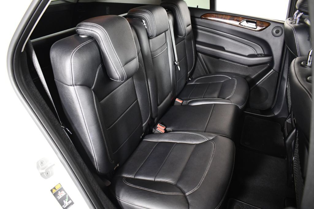 2015 Mercedes-Benz M-Class Image 24