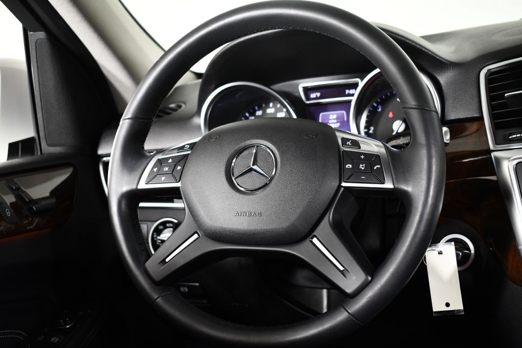 2015 Mercedes-Benz M-Class Image 25