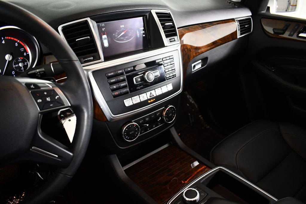 2015 Mercedes-Benz M-Class Image 28