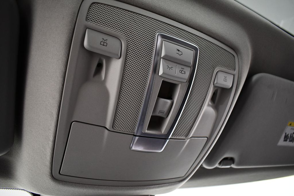 2015 Mercedes-Benz M-Class Image 33