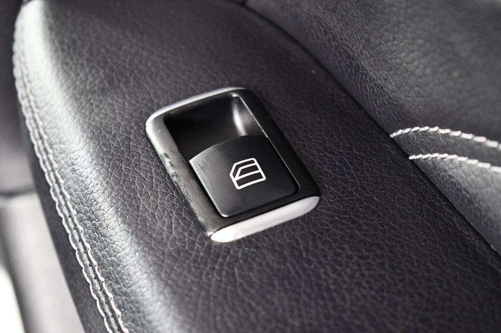 2015 Mercedes-Benz M-Class Image 39