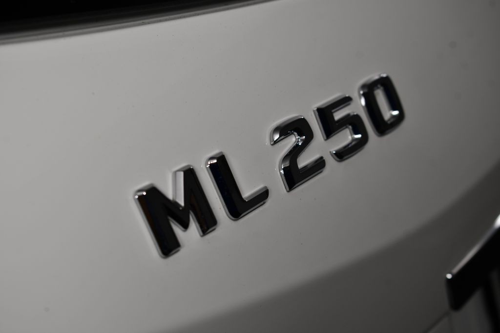 2015 Mercedes-Benz M-Class Image 46