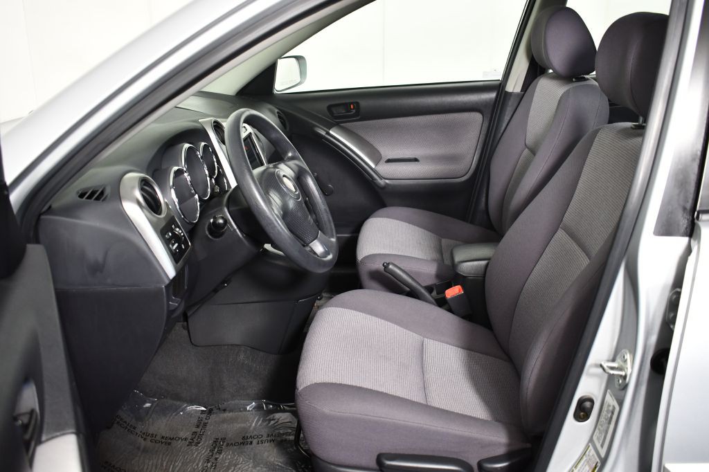 2005 Pontiac Vibe Image 18