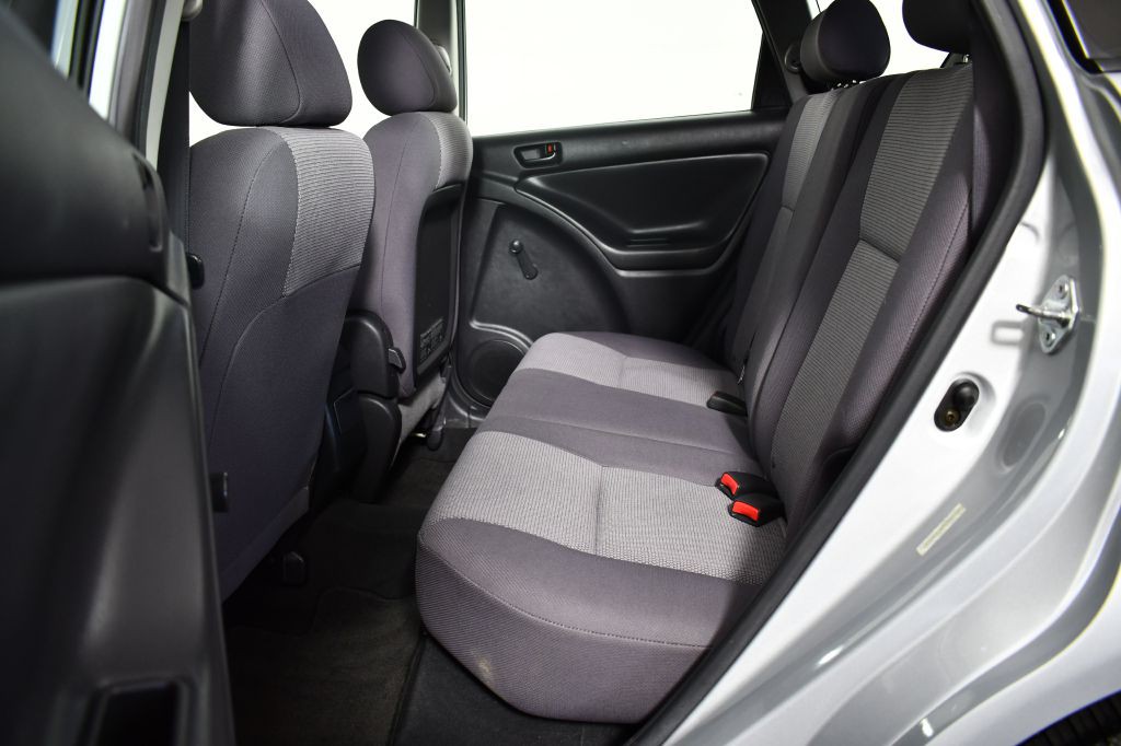 2005 Pontiac Vibe Image 23