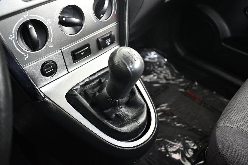 2005 Pontiac Vibe Image 35