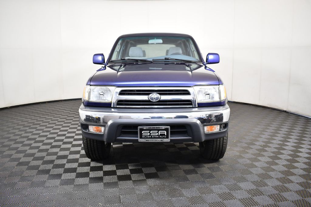 1999 Toyota 4Runner Image 2
