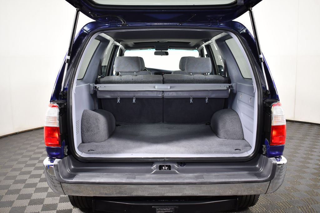 1999 Toyota 4Runner Image 9