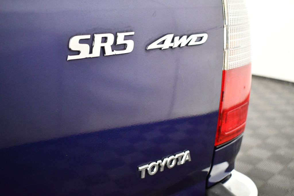 1999 Toyota 4Runner Image 15