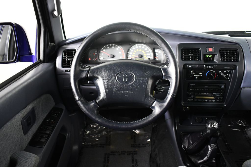 1999 Toyota 4Runner Image 19