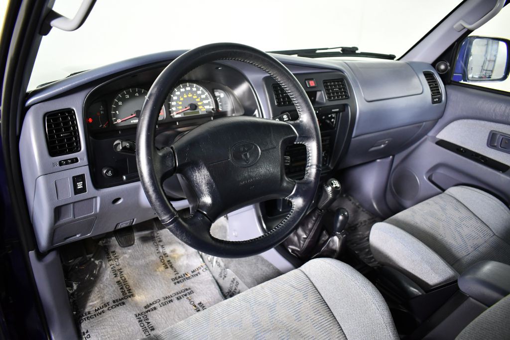 1999 Toyota 4Runner Image 21