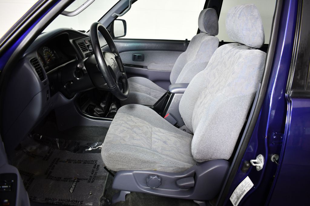 1999 Toyota 4Runner Image 22