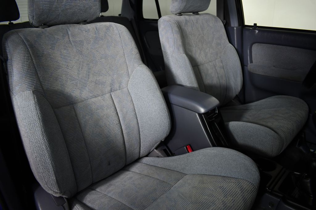 1999 Toyota 4Runner Image 25