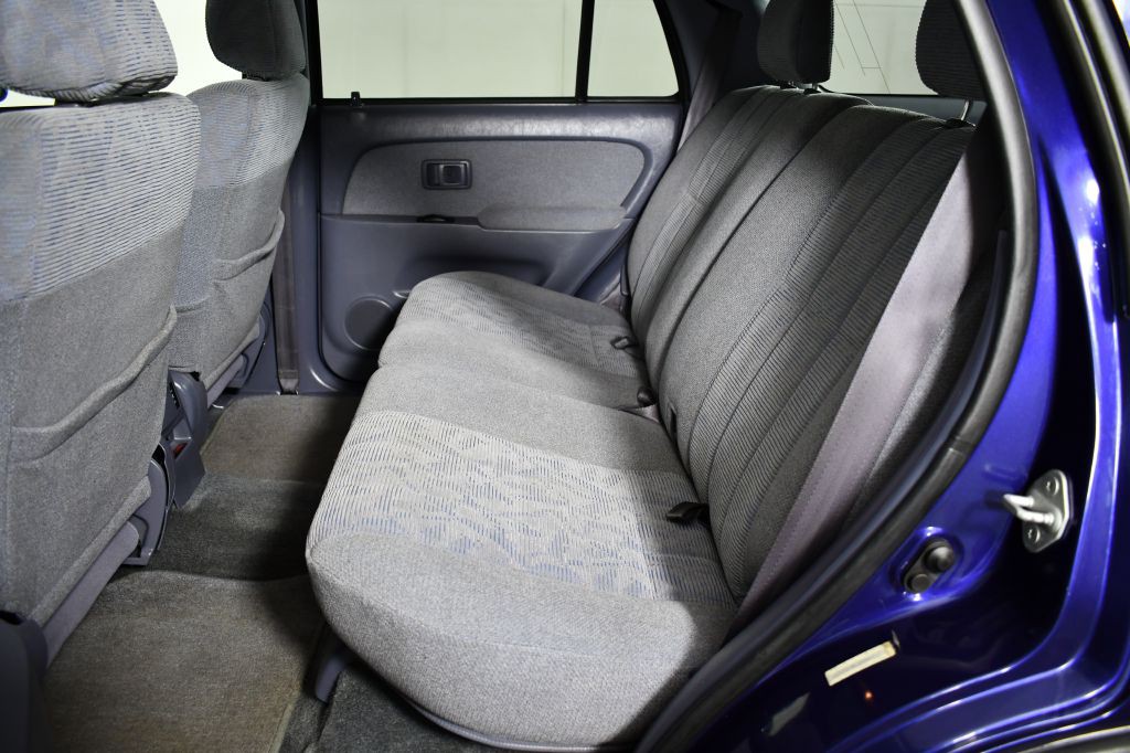 1999 Toyota 4Runner Image 28