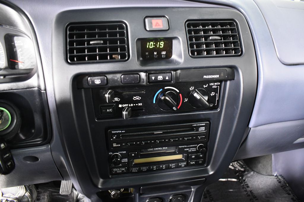 1999 Toyota 4Runner Image 34