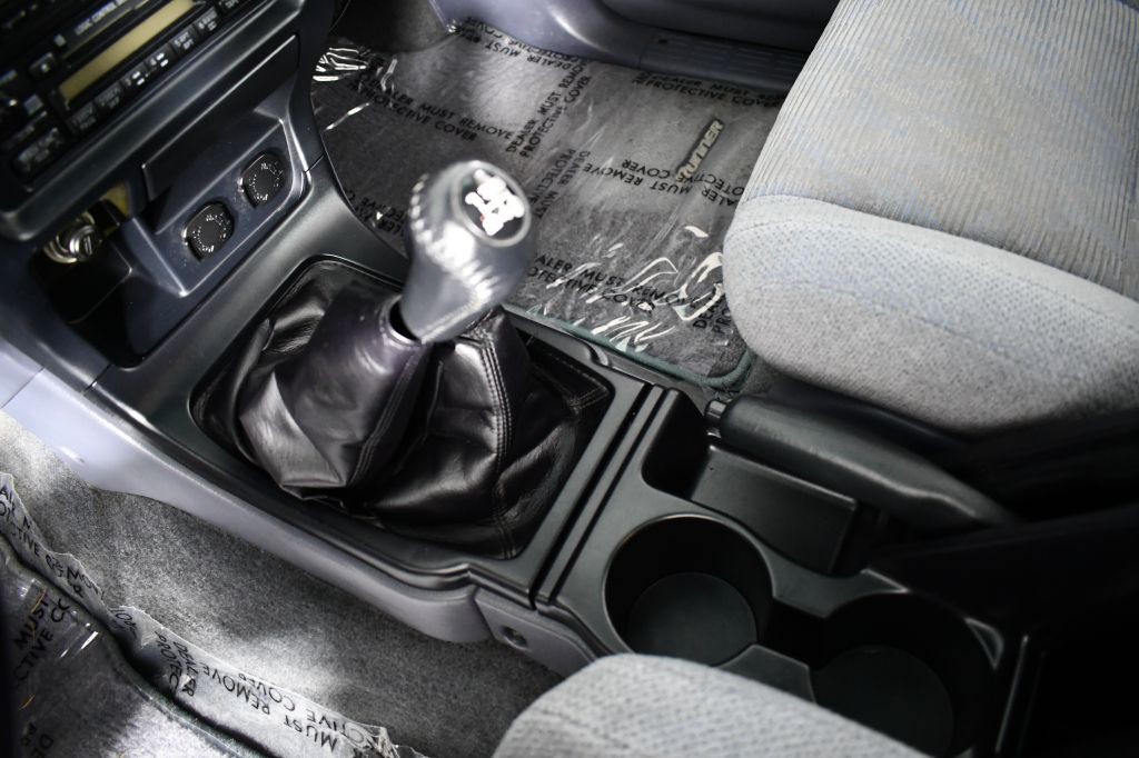 1999 Toyota 4Runner Image 36