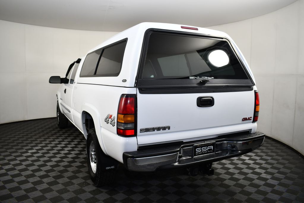 2005 GMC Sierra Image 10