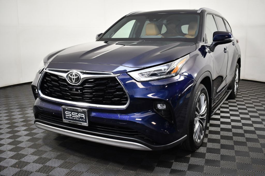 2020 Toyota Highlander Image 1
