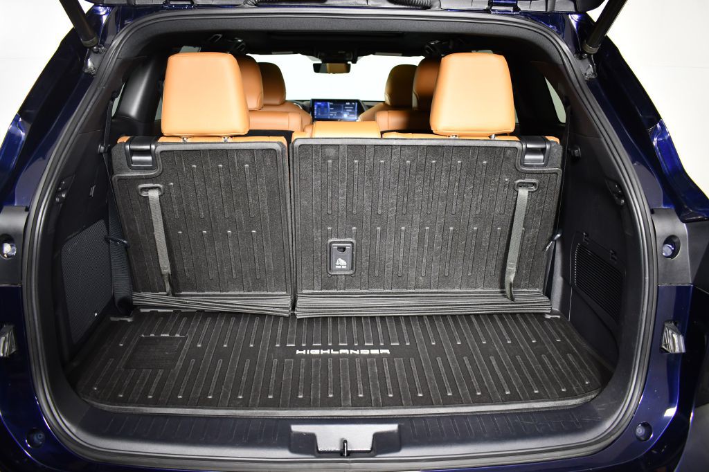 2020 Toyota Highlander Image 11