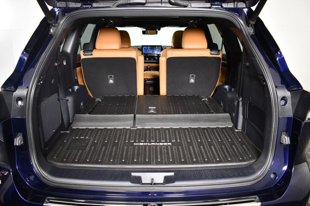 2020 Toyota Highlander Image 12