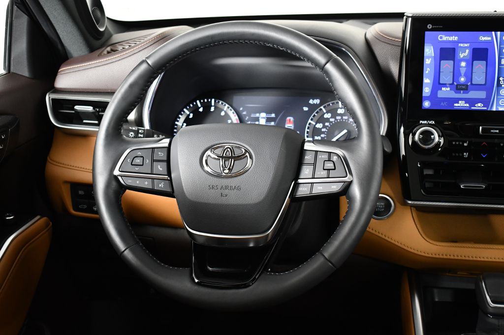 2020 Toyota Highlander Image 25