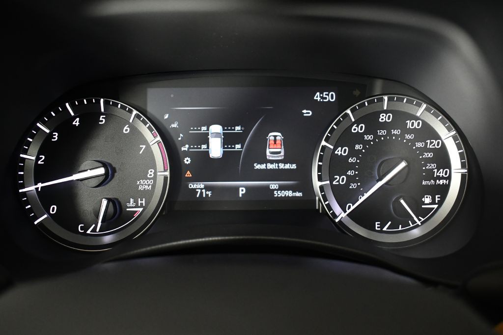 2020 Toyota Highlander Image 28