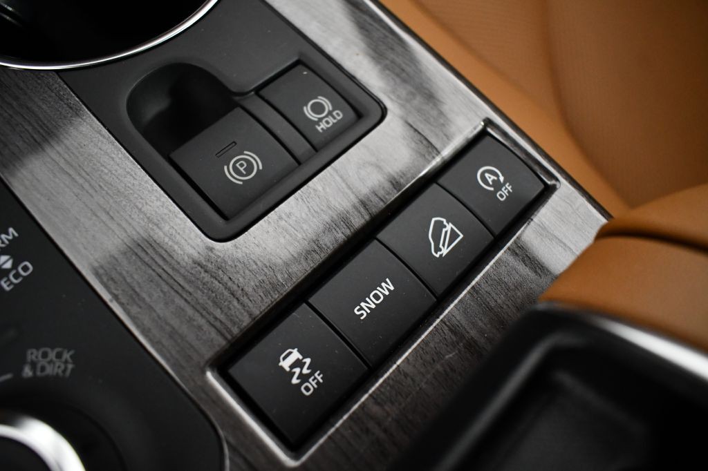 2020 Toyota Highlander Image 36