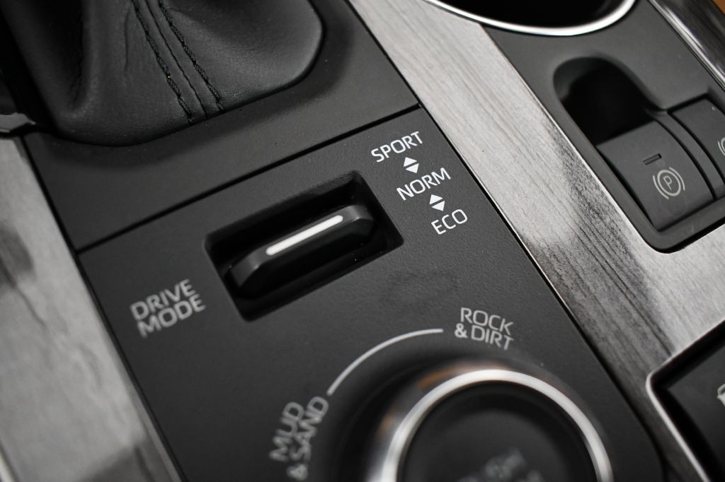 2020 Toyota Highlander Image 37