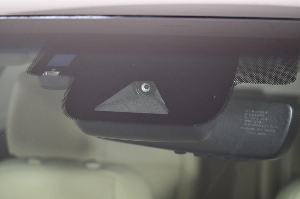 2016 Lexus ES Image 43