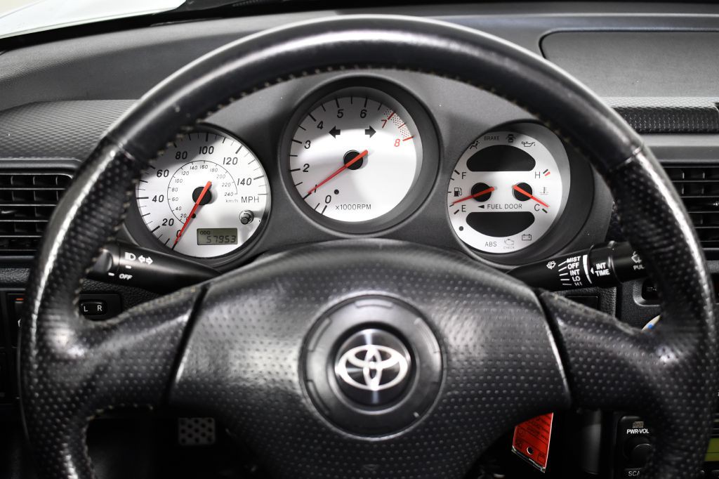 2000 Toyota MR2 Image 37