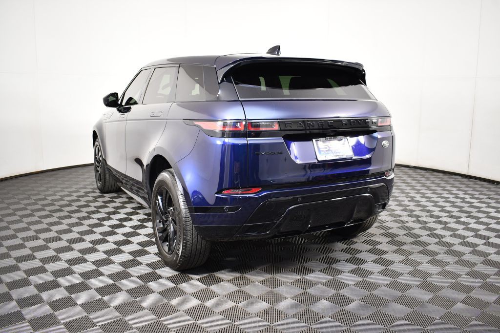 2023 Land Rover Range Rover Evoque Image 9
