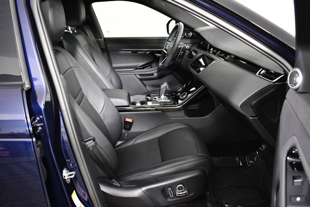 2023 Land Rover Range Rover Evoque Image 21