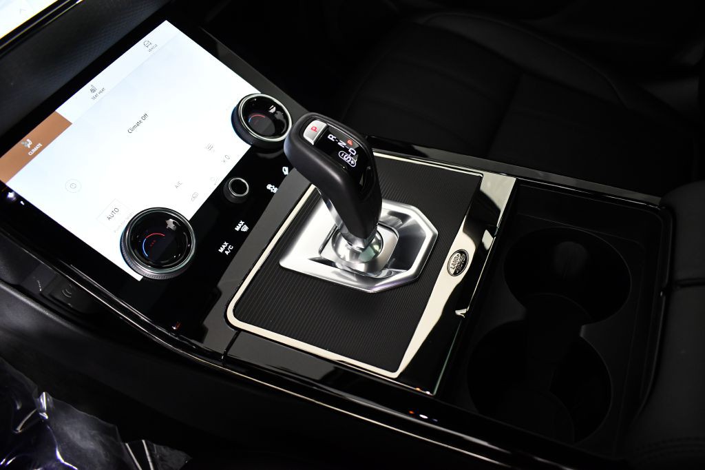 2023 Land Rover Range Rover Evoque Image 34