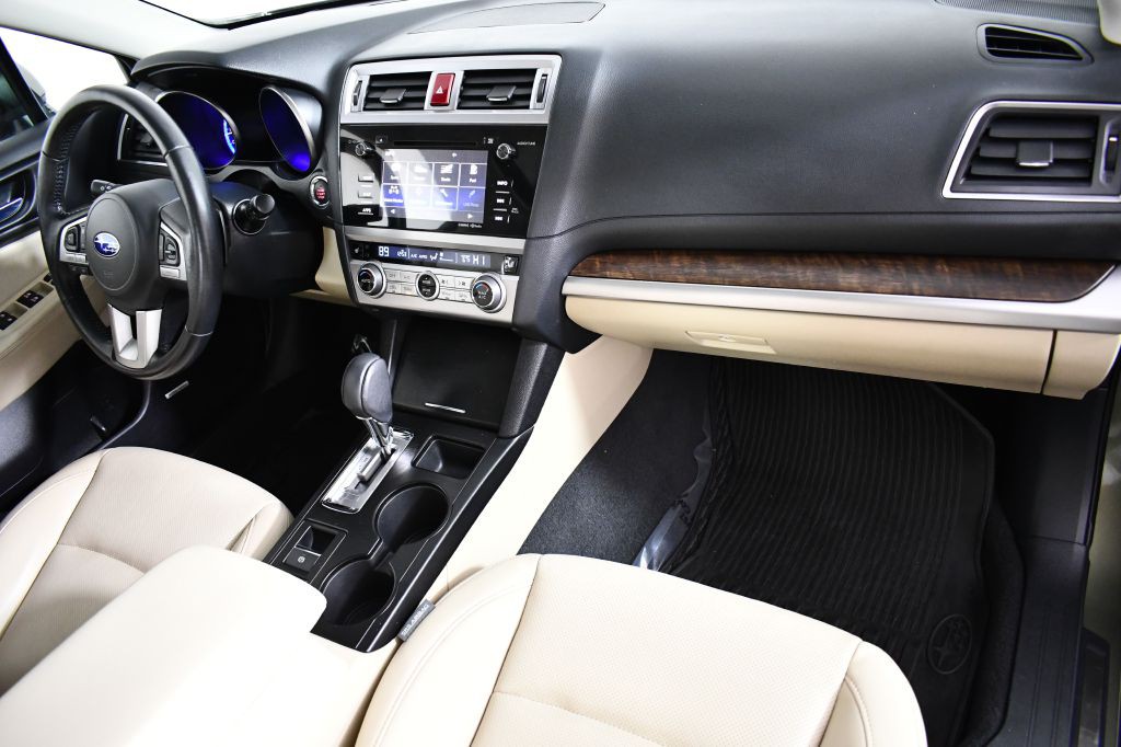 2015 Subaru Outback Image 15