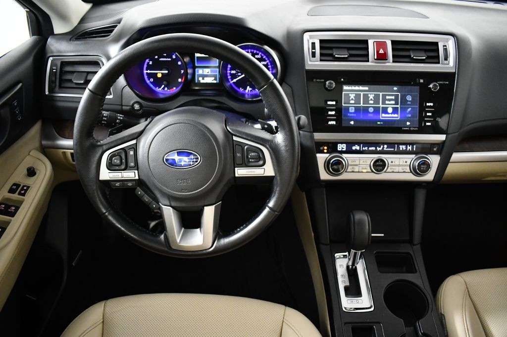 2015 Subaru Outback Image 17