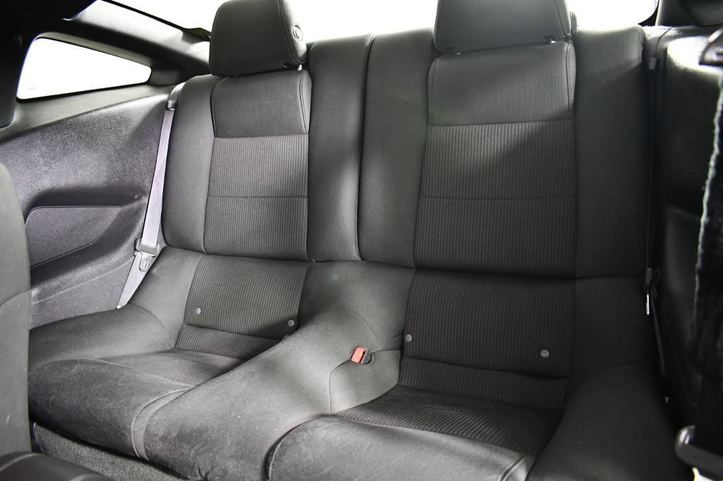 2014 Ford Mustang Image 16