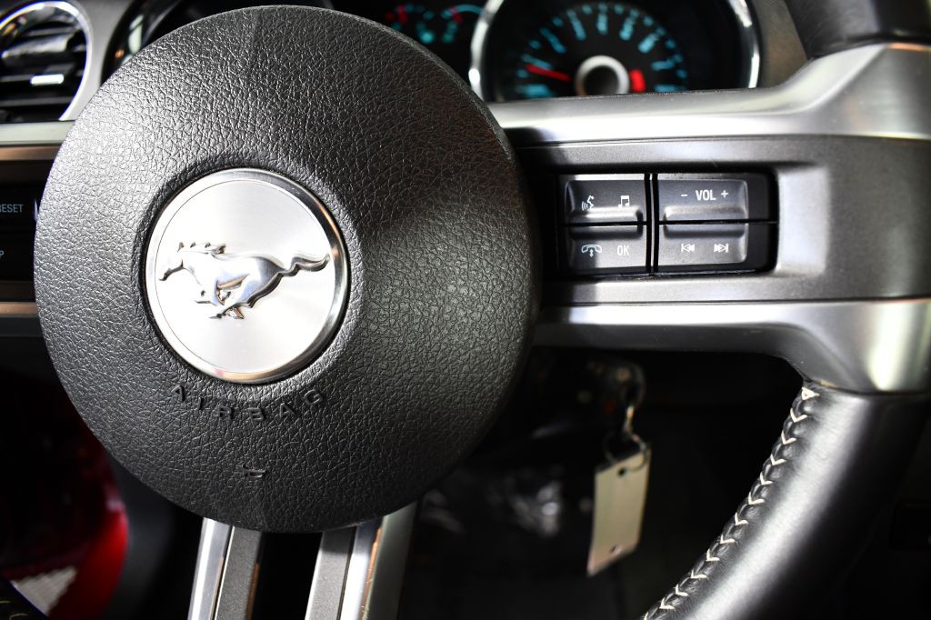 2014 Ford Mustang Image 22