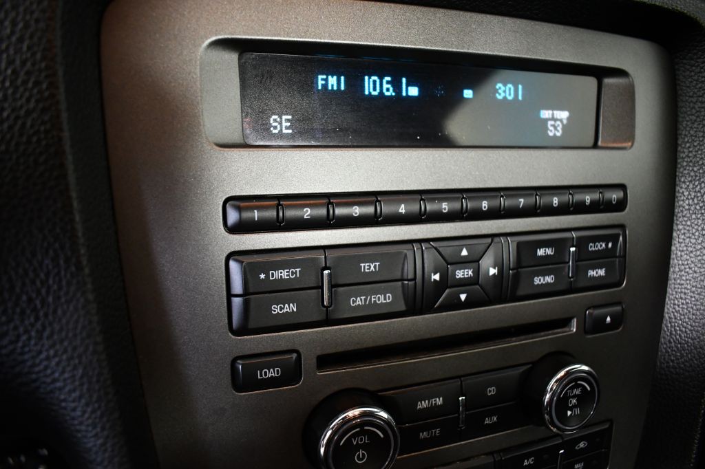 2014 Ford Mustang Image 24